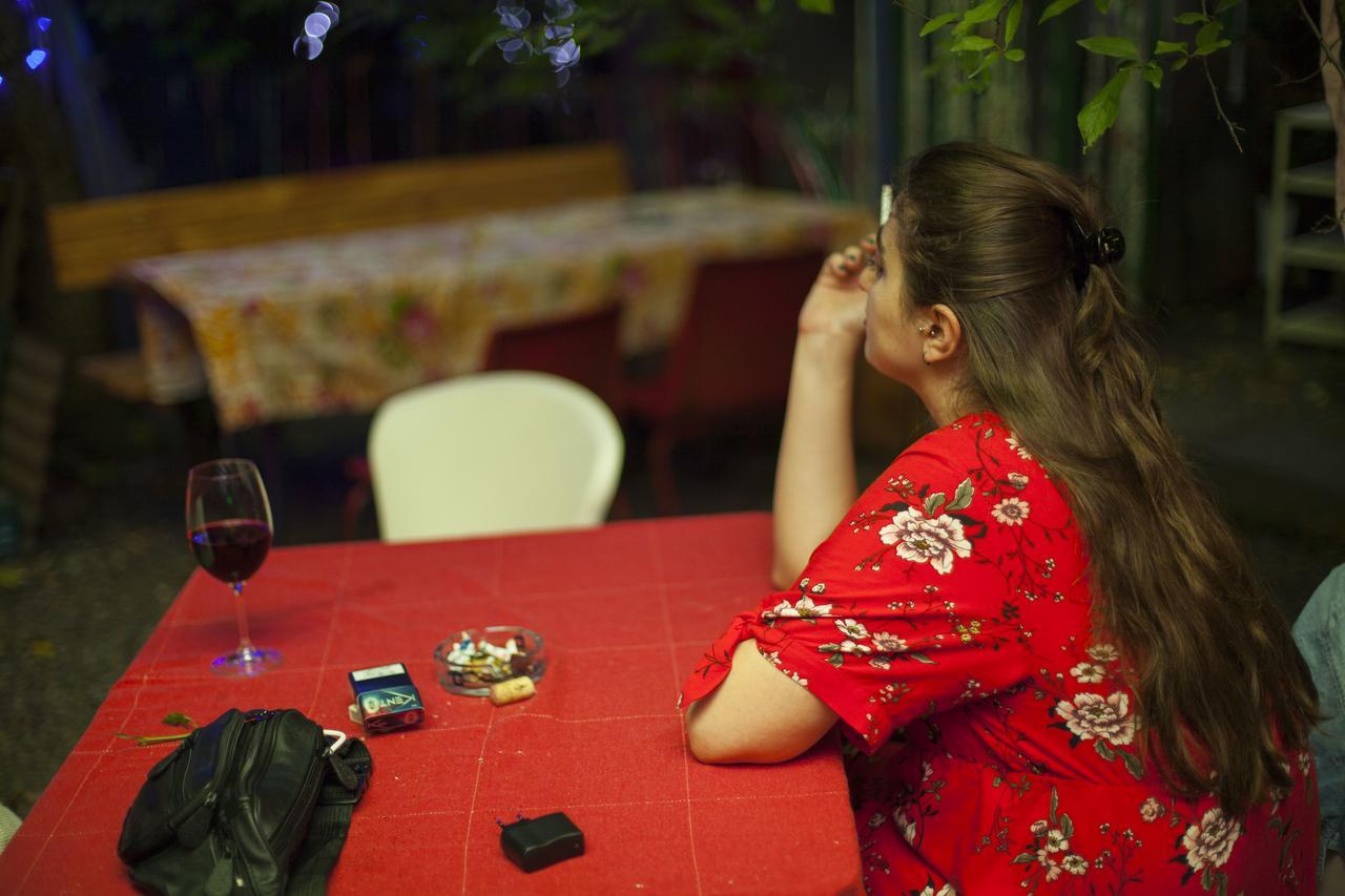 Zgarbi Hostel Tbilisi Bagian luar foto